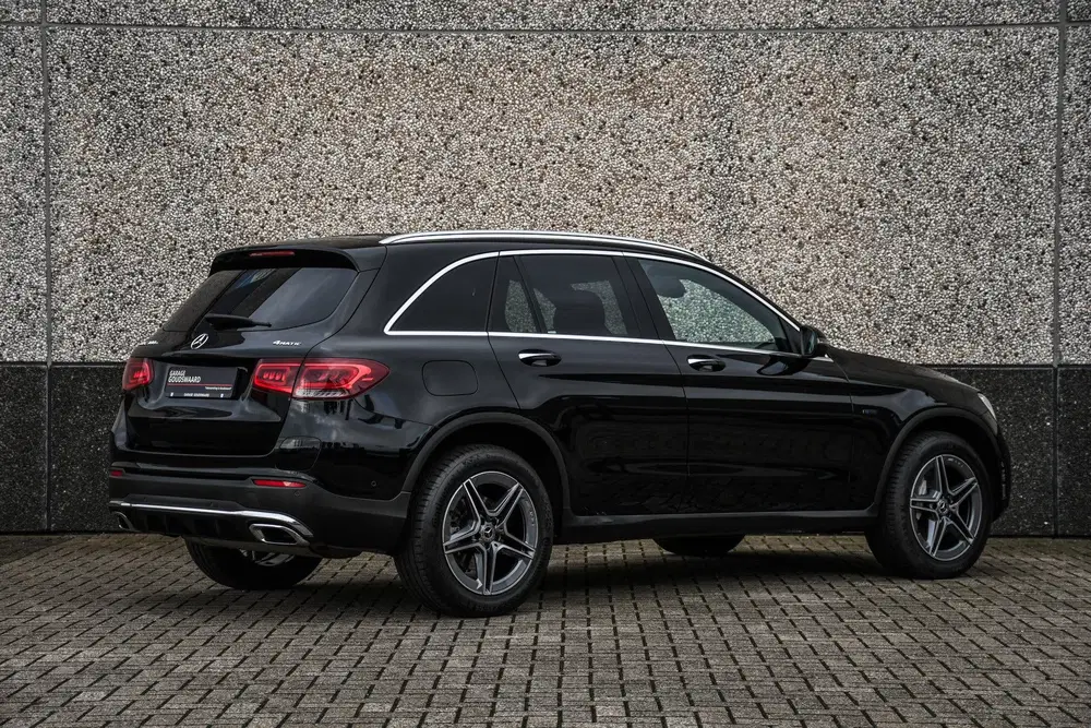 Mercedes-Benz GLC GLC 300e 4MATIC Premium Plus AMG Line uit 2021, foto 4