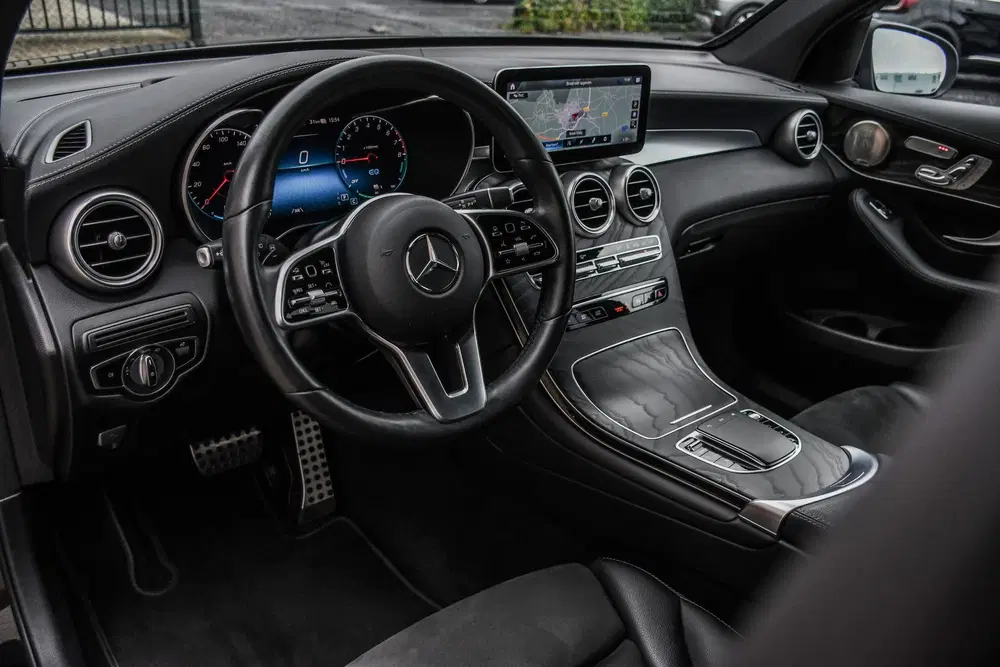 Mercedes-Benz GLC GLC 300e 4MATIC Premium Plus AMG Line uit 2021, foto 7