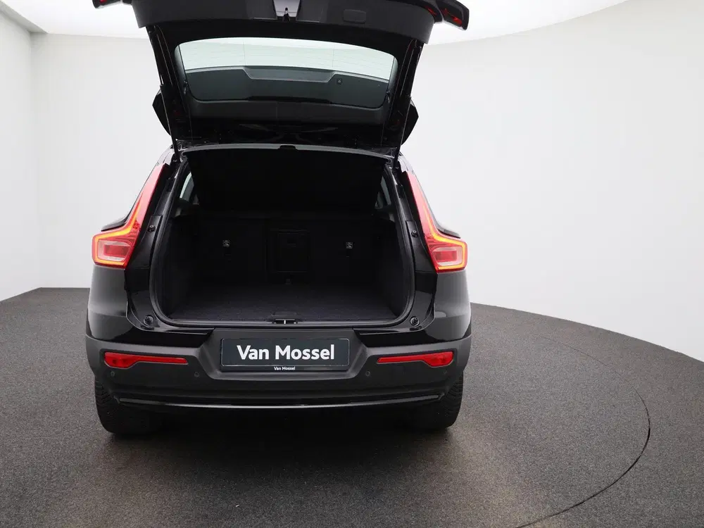 Volvo XC40 Recharge Core uit 2023, foto 12