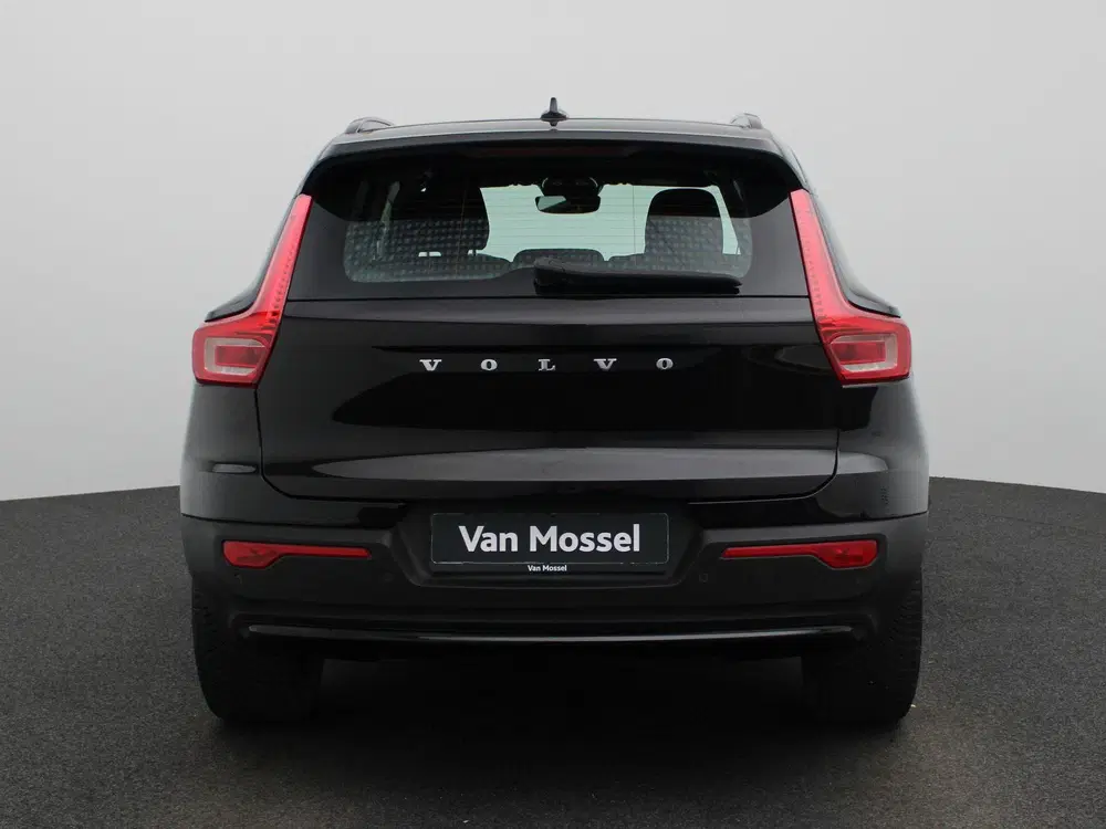 Volvo XC40 Recharge Core uit 2023, foto 7