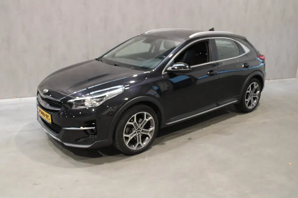 Kia XCeed 1.0 T-GDi DynamicLine Camera uit 2020, foto 2