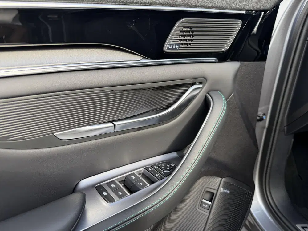 BYD Seal U 1.5 DM-i FWD Boost uit 2026, foto 11