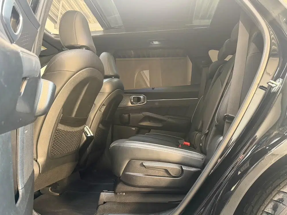 Kia Sorento 1.6 T-GDI Plug-in Hybrid 4WD PLATINUM uit 2023, foto 4