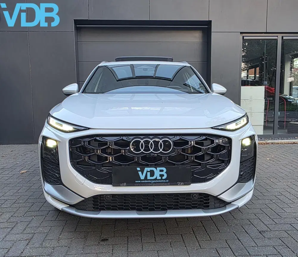 Audi Q3 35 TFSI S-Line PANO SFEER LEDER MATRIX BOM uit 2025, foto 5