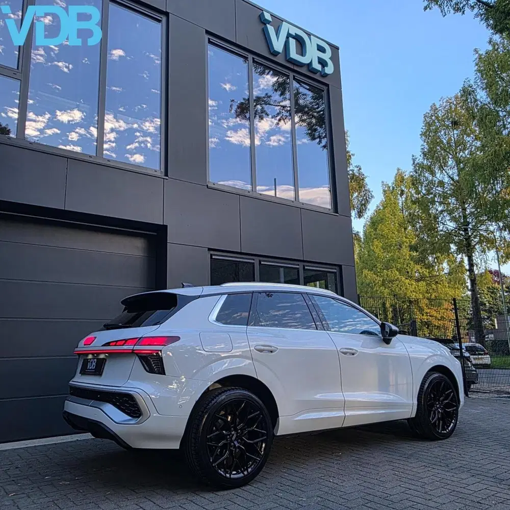 Audi Q3 35 TFSI S-Line PANO SFEER LEDER MATRIX BOM uit 2025, foto 8
