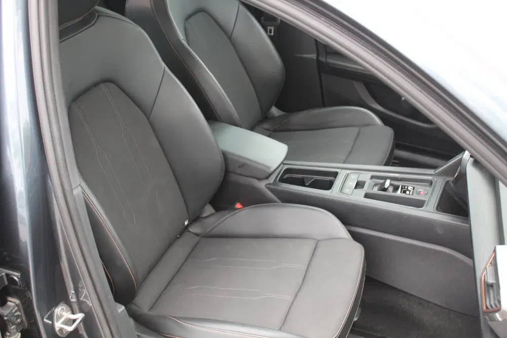 Cupra Leon 1.4 e-Hybrid Black Edition l Adaptie uit 2024, foto 15