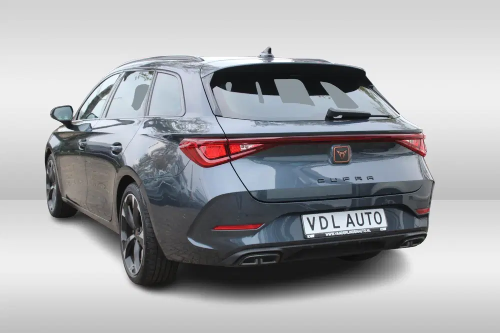 Cupra Leon 1.4 e-Hybrid Black Edition l Adaptie uit 2024, foto 4