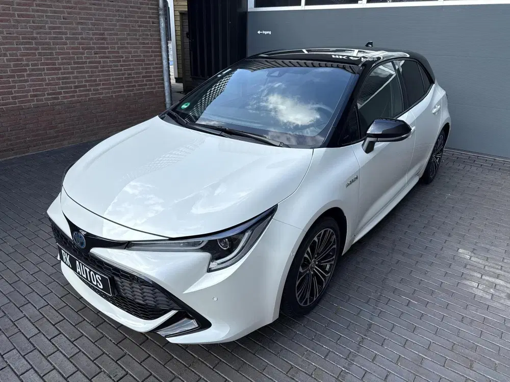 Toyota Corolla 2.0 Hybrid Dynamic uit 2020, foto 12
