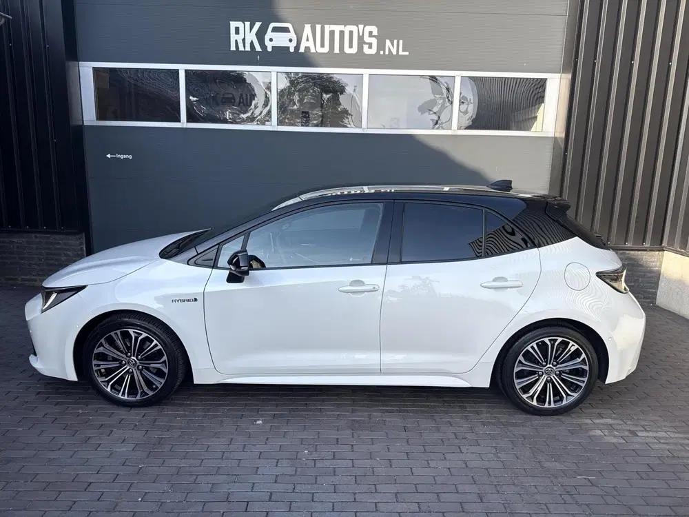 Toyota Corolla 2.0 Hybrid Dynamic uit 2020, foto 13