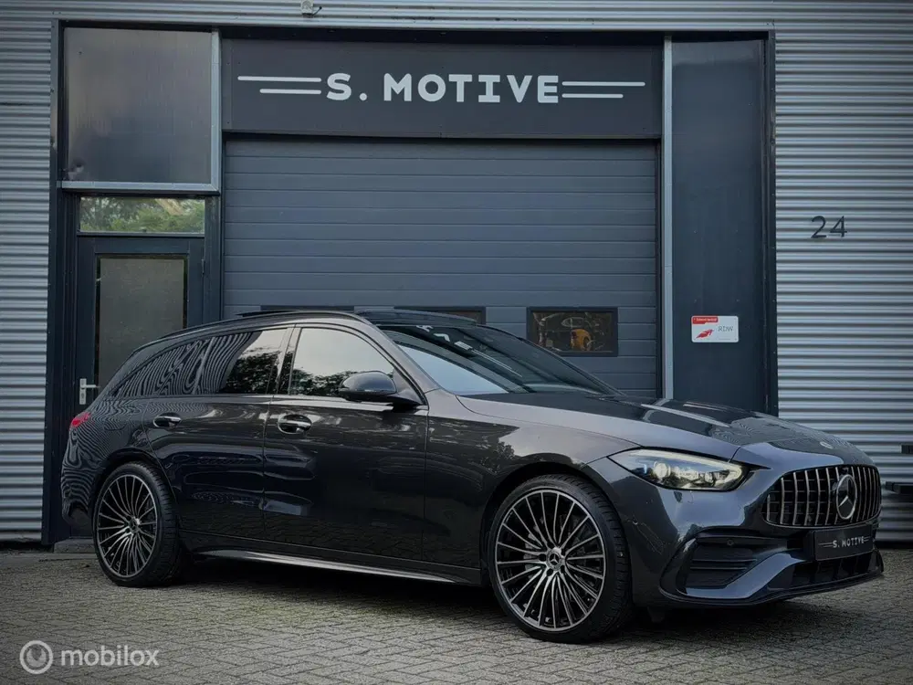 Mercedes-Benz C-Klasse Mercedes C-klasse Estate C300 e AMG Pano B uit 2023, foto 11