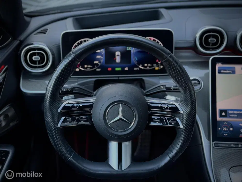 Mercedes-Benz C-Klasse Mercedes C-klasse Estate C300 e AMG Pano B uit 2023, foto 5