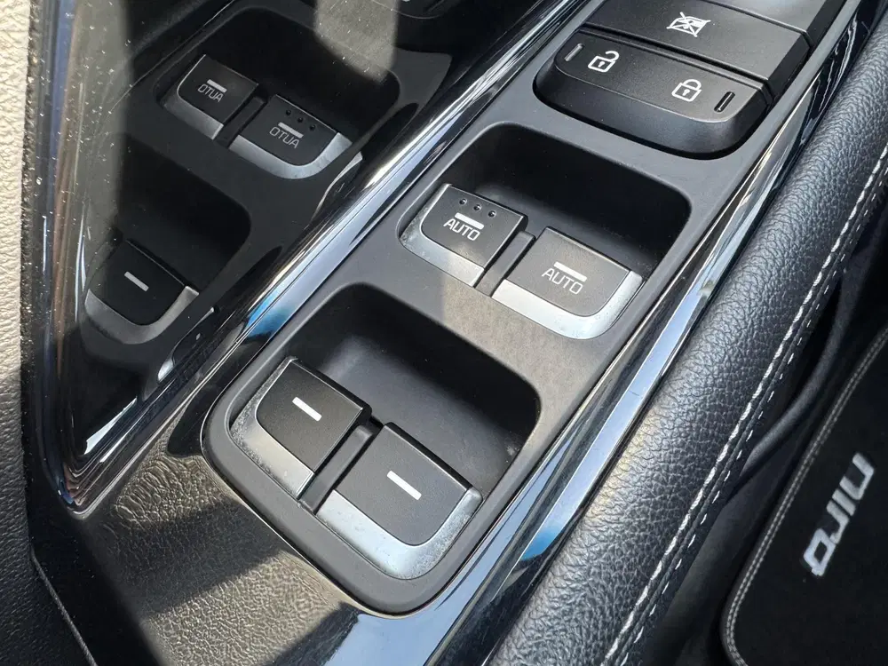 Kia Niro 1.6 GDi Hybrid DynamicLine Style Pack 18 I uit 2021, foto 11