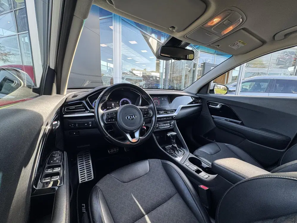 Kia Niro 1.6 GDi Hybrid DynamicLine Style Pack 18 I uit 2021, foto 12