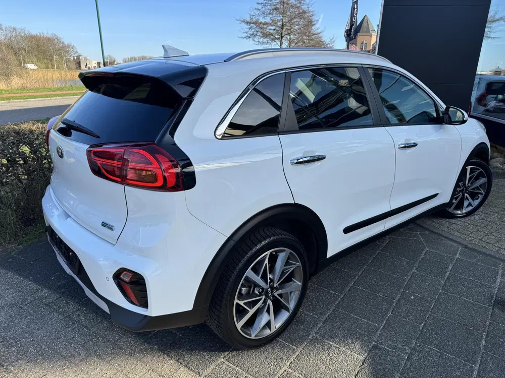 Kia Niro 1.6 GDi Hybrid DynamicLine Style Pack 18 I uit 2021, foto 4