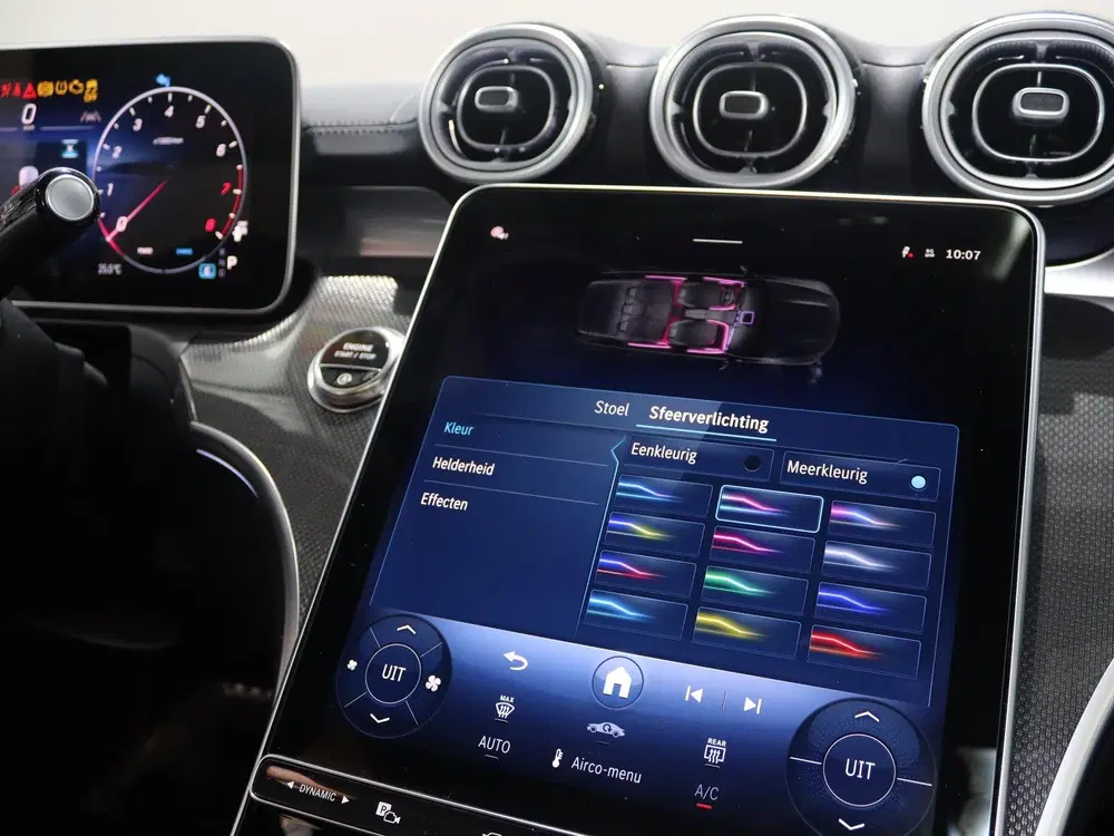 Mercedes-Benz C-Klasse 180 Star Edition AMG Line LIMITED uit 2025, foto 15