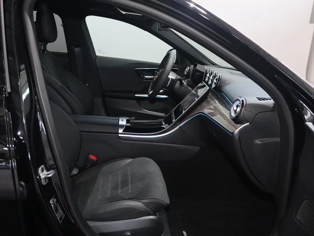 Mercedes-Benz C-Klasse 180 Star Edition AMG Line LIMITED uit 2025, foto 7