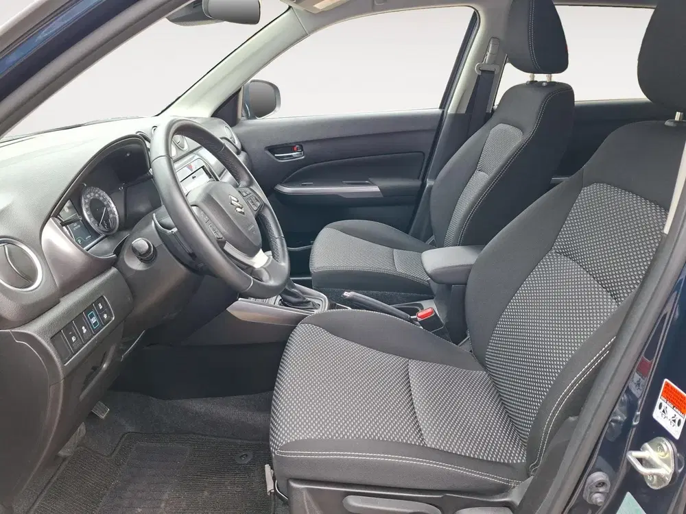 Suzuki Vitara 1.5 Hybrid Select Rhino Edition automaat uit 2024, foto 10