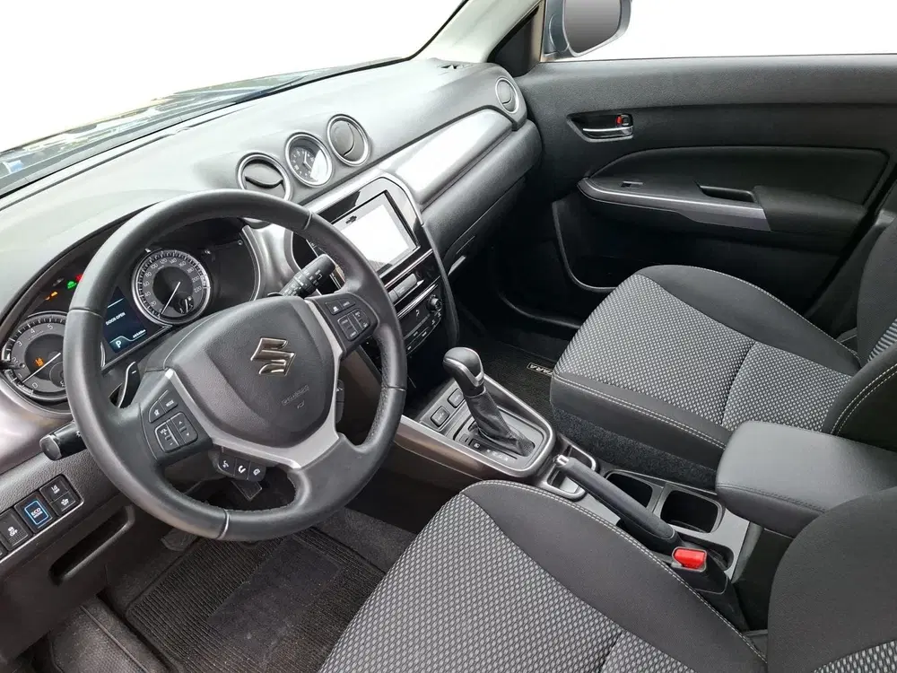Suzuki Vitara 1.5 Hybrid Select Rhino Edition automaat uit 2024, foto 13