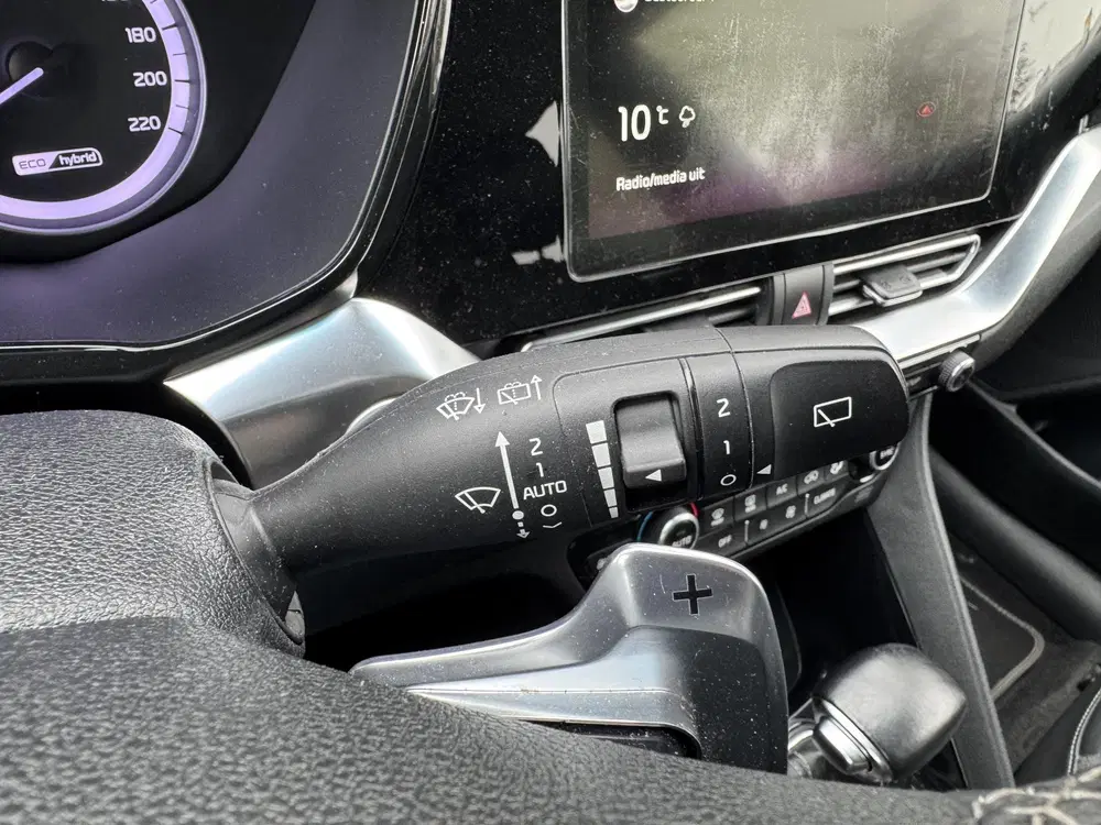 Kia Niro 1.6 GDi Hybrid DynamicPlusLine Dodehoeksen uit 2020, foto 9