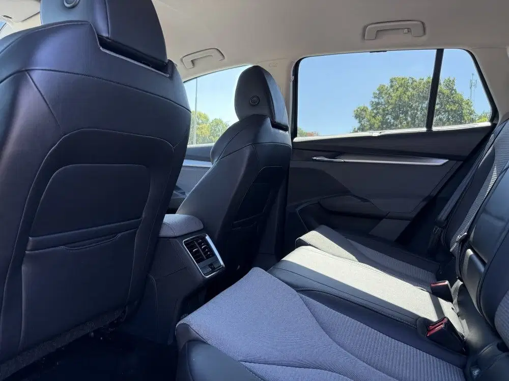 Skoda Enyaq 60 Bns Ed. + uit 2023, foto 10