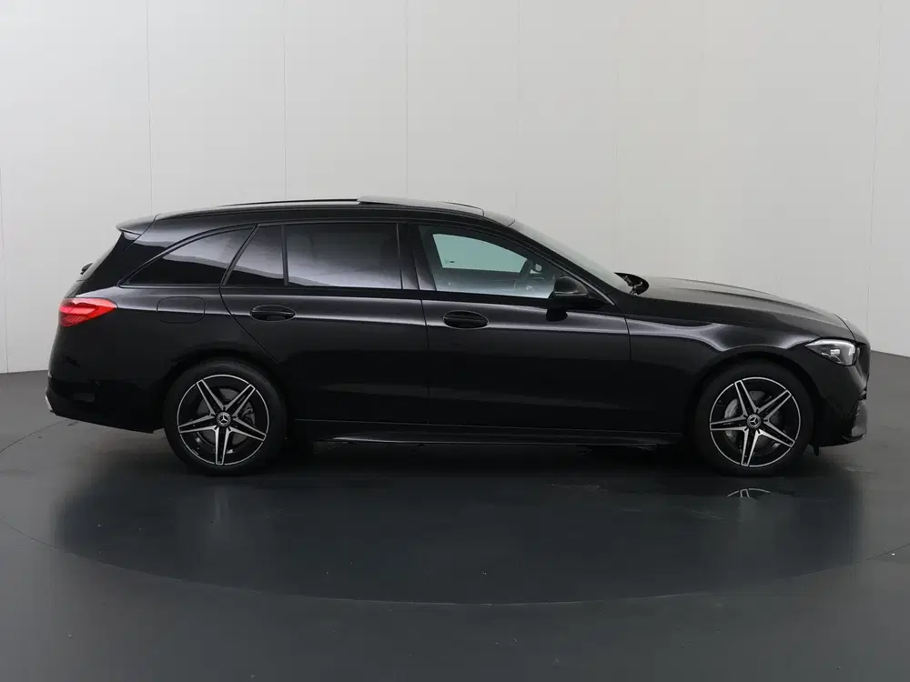 Mercedes-Benz C-Klasse 300 e AMG Line uit 2023, foto 6