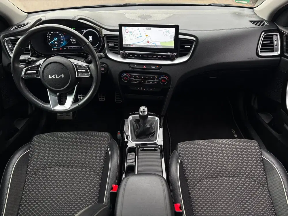 Kia Ceed 1.0 T-GDi ExecutiveLine uit 2024, foto 12