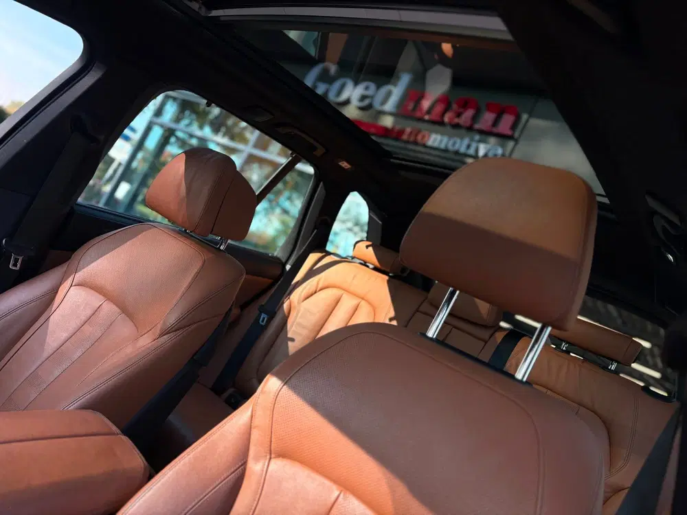BMW X5 XDrive40i High Executive M-PAKKET PANO-DAK uit 2019, foto 10