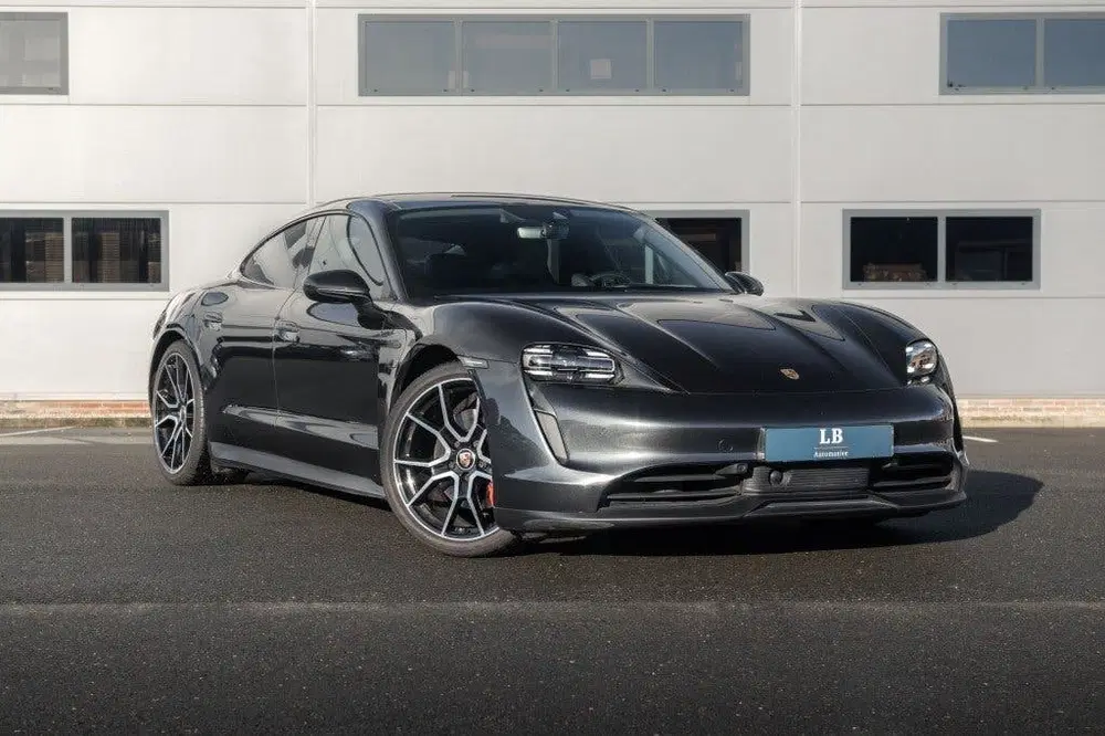 Porsche Taycan 4S uit 2020, foto 5