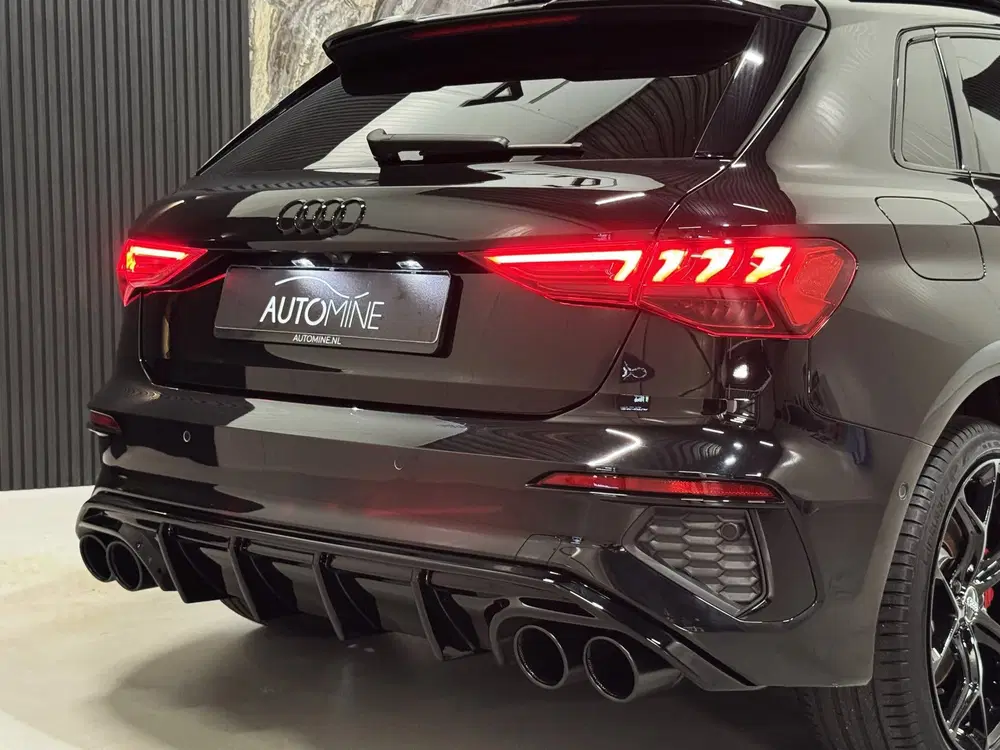 Audi A3 45 TFSI e 3x S-line Competition uit 2023, foto 10
