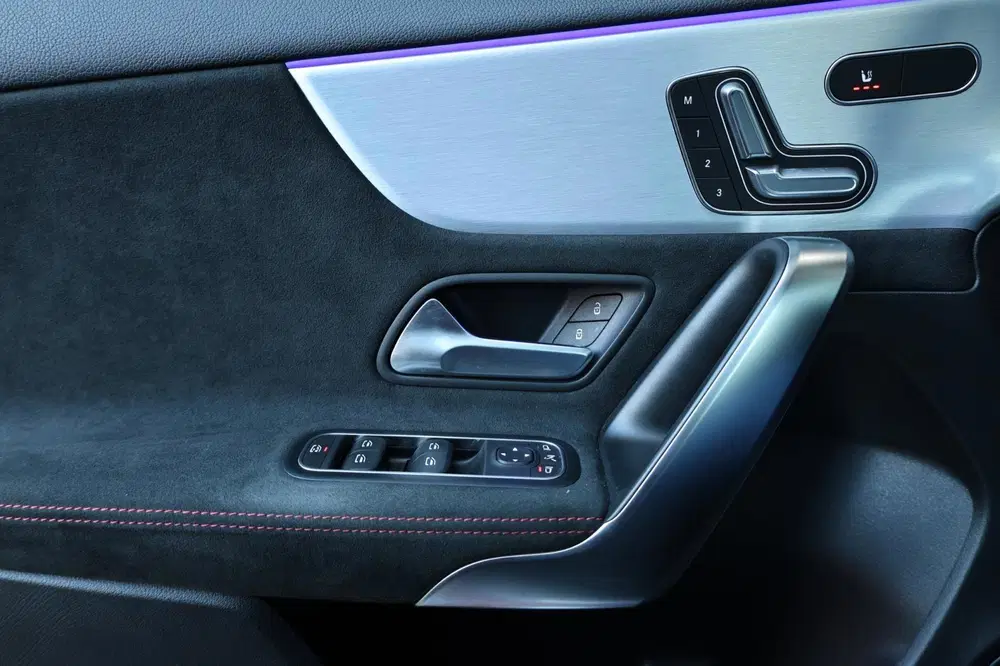 Mercedes-Benz A-Klasse AMG 45 4MATIC+ MULTIBEAM uit 2020, foto 12