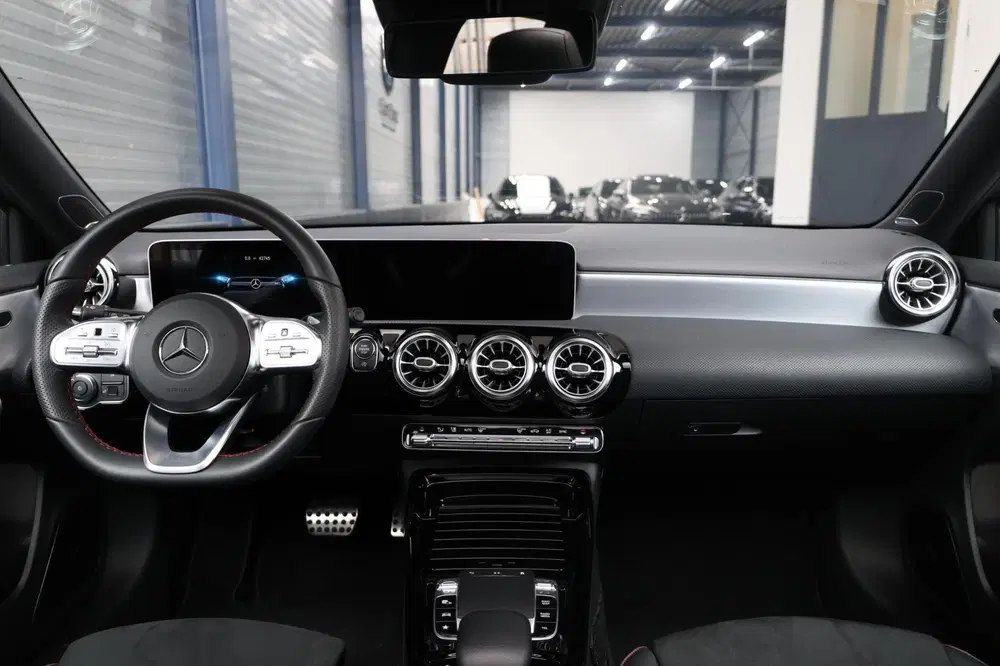 Mercedes-Benz A-Klasse AMG 45 4MATIC+ MULTIBEAM uit 2020, foto 2