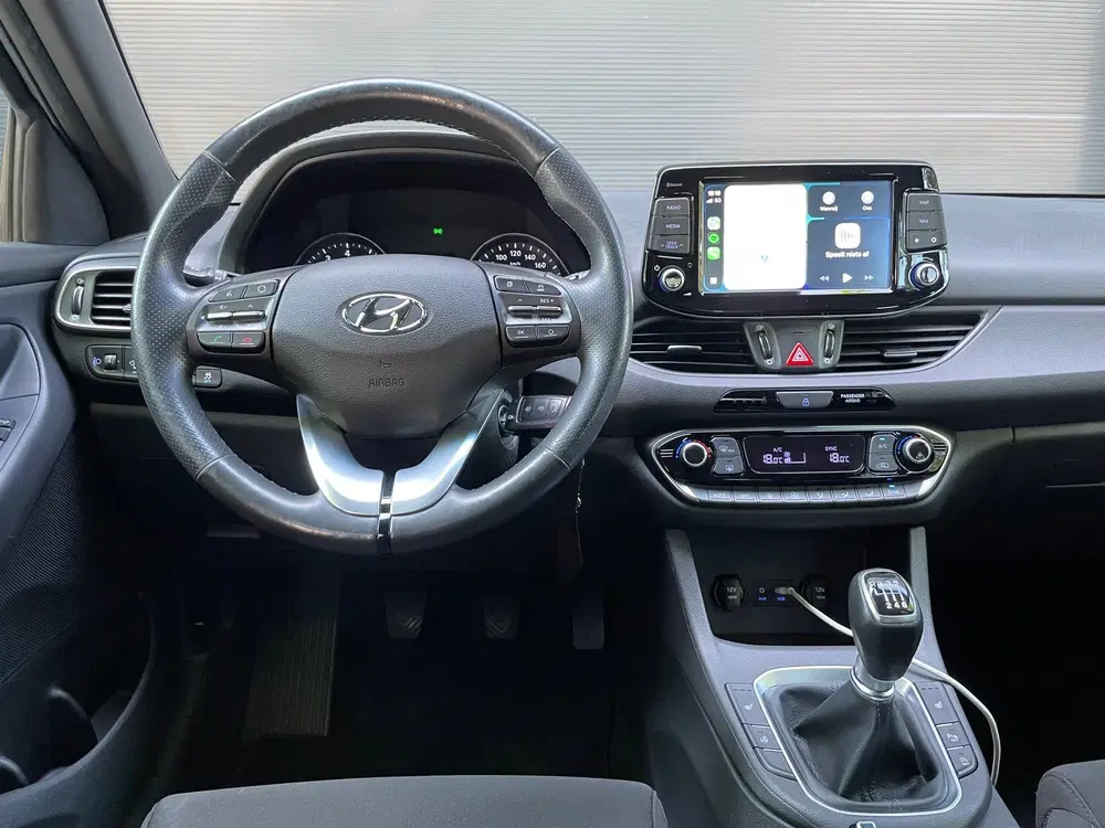 Hyundai i30 1.4 T-GDI Comfort CARPLAY PANO LED CAMERA uit 2019, foto 13