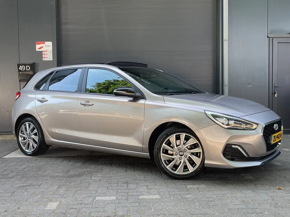 Hyundai i30 1.4 T-GDI Comfort CARPLAY PANO LED CAMERA uit 2019, foto 7
