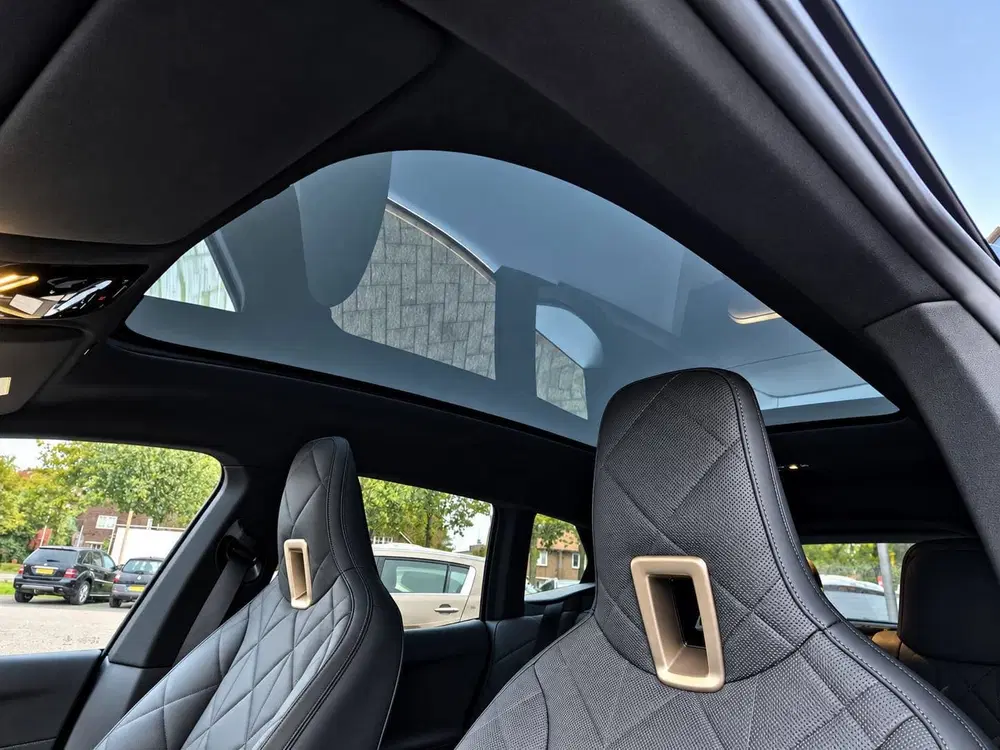BMW iX XDrive50 High Executive 112 kWh Dealer Oh uit 2022, foto 10