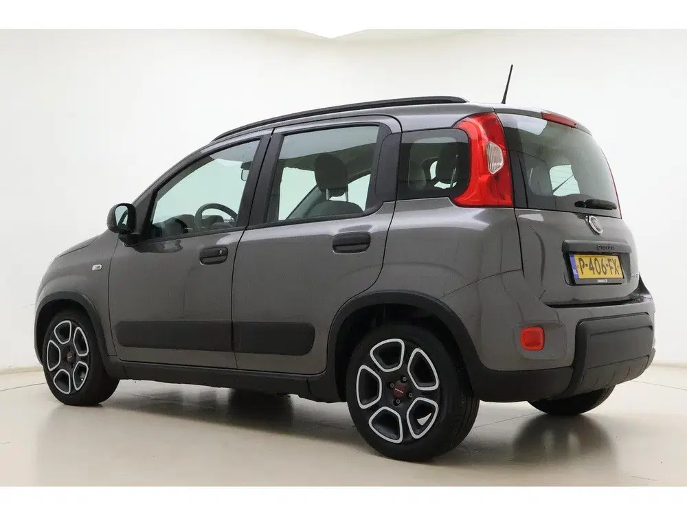 Fiat Panda 1.0 Hybrid City Life uit 2022, foto 12