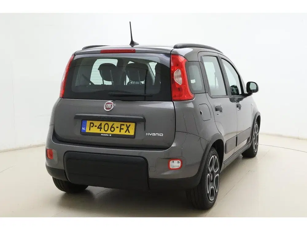 Fiat Panda 1.0 Hybrid City Life uit 2022, foto 2