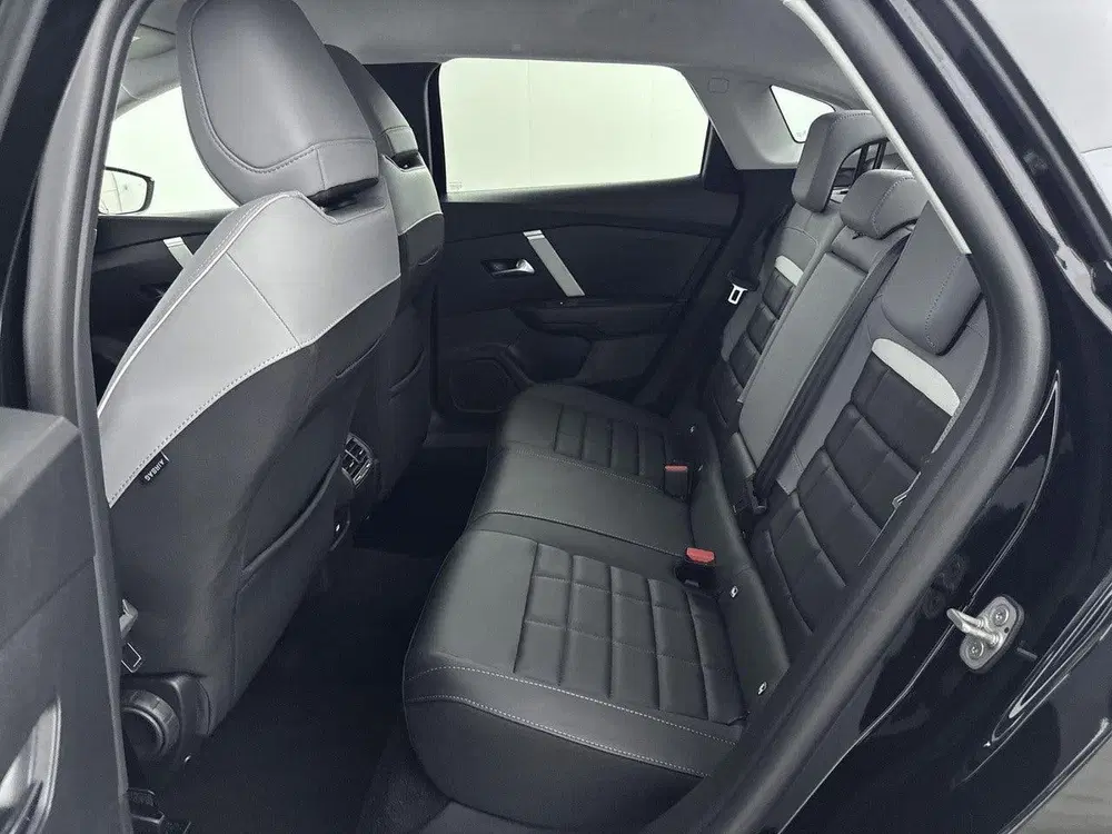 Citroën C4 1.2 Hybrid 145pk Max uit 2026, foto 13