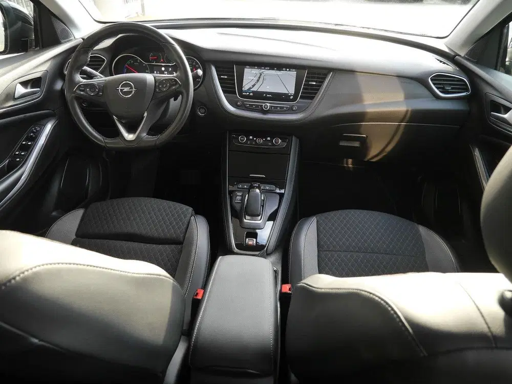 Opel Grandland 1.6 Turbo Hybrid Business Elegance uit 2021, foto 7