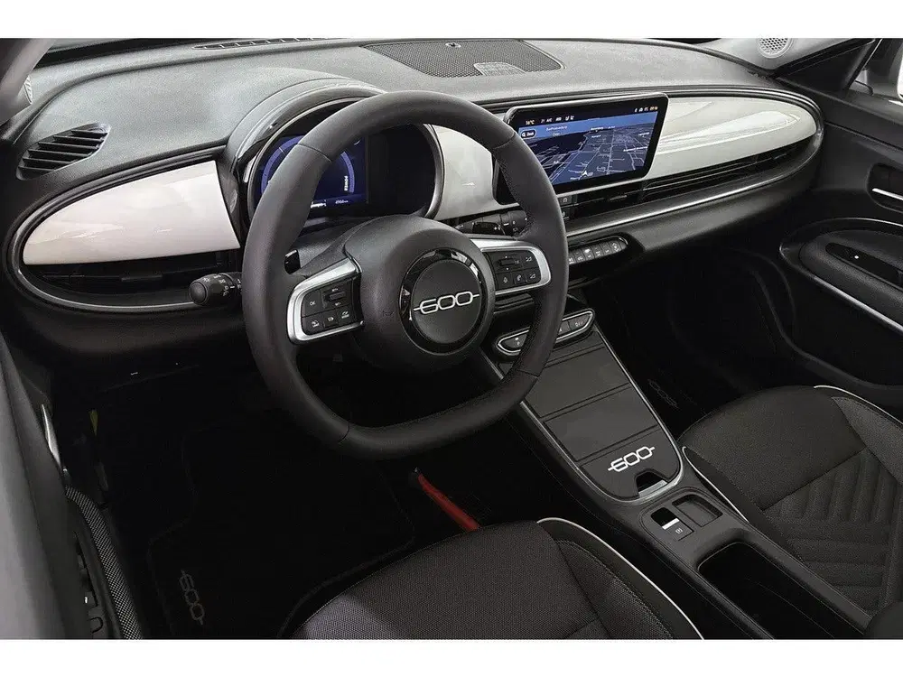 Fiat 600 1.2 Hybrid Icon Stoelverwarming Camera Key uit 2026, foto 5