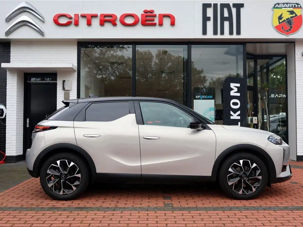 DS Automobiles DS 3 DS DS 3 E-TENSE 156pk Automaat Opéra uit 2024, foto 3
