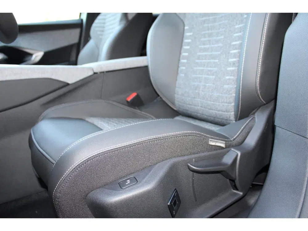 Peugeot 3008 1.2 Hybrid 145 Allure uit 2026, foto 15