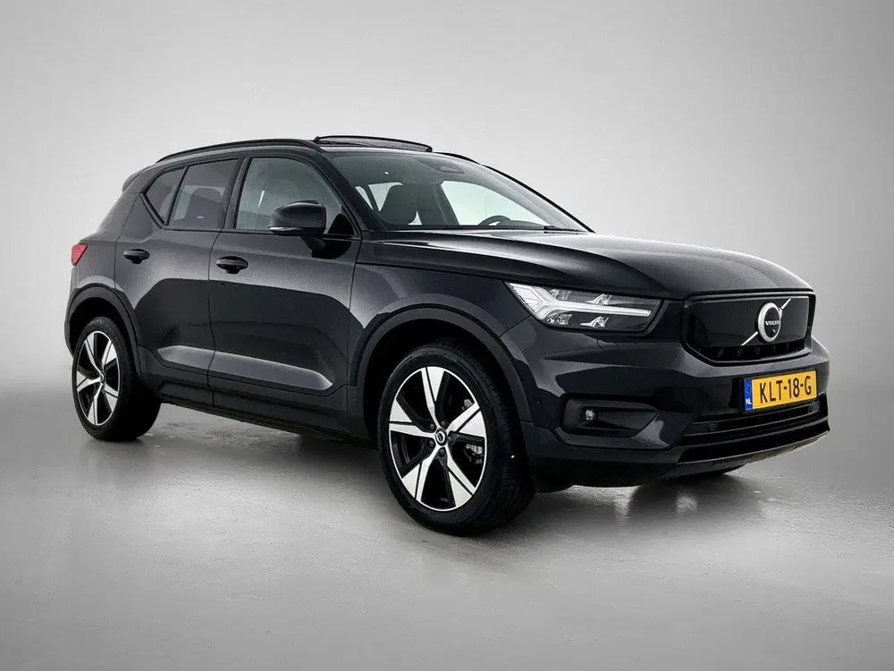 Volvo XC40 230pk Recharge Pro Automaat uit 2022, foto 2