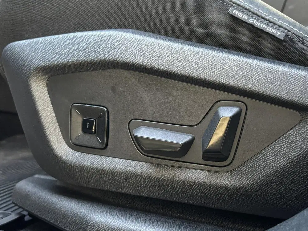 Peugeot 3008 GT Avantage 73kWh 210pk uit 2024, foto 10