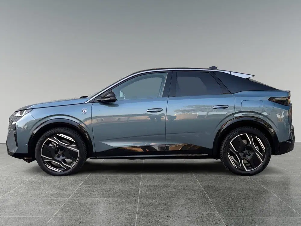 Peugeot 3008 GT Avantage 73kWh 210pk uit 2024, foto 2