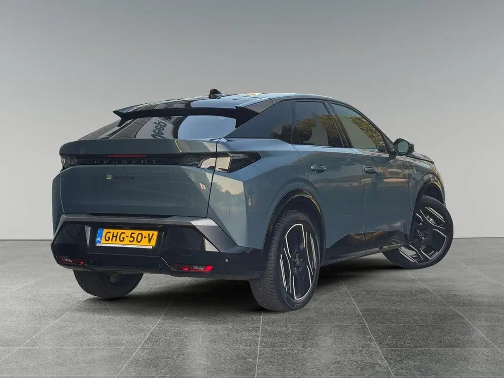 Peugeot 3008 GT Avantage 73kWh 210pk uit 2024, foto 5