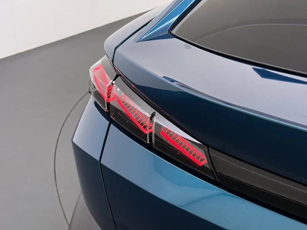Peugeot 408 GT 145pk Hybrid Automaat uit 2026, foto 9