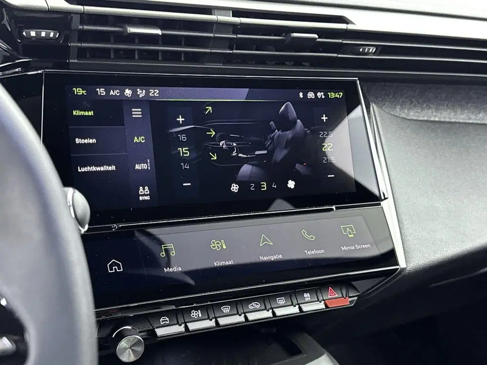 Peugeot 408 Automaat 130pk Allure Pack uit 2023, foto 11