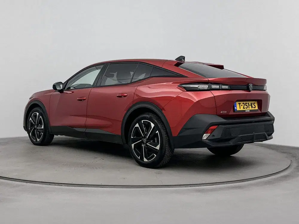 Peugeot 408 Automaat 130pk Allure Pack uit 2023, foto 13