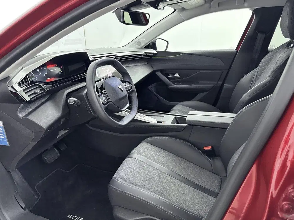 Peugeot 408 Automaat 130pk Allure Pack uit 2023, foto 5