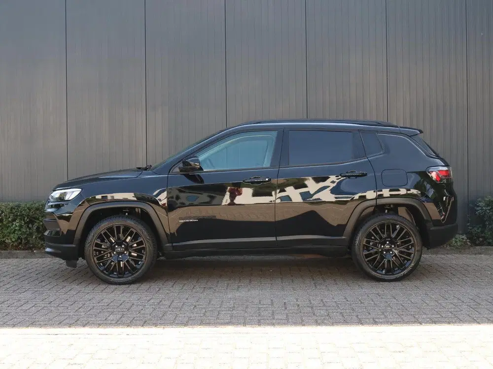 Jeep Compass 240pk Plug-in Hybrid Upland uit 2023, foto 3